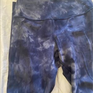 Lululemon high rise align legging 28” size 6